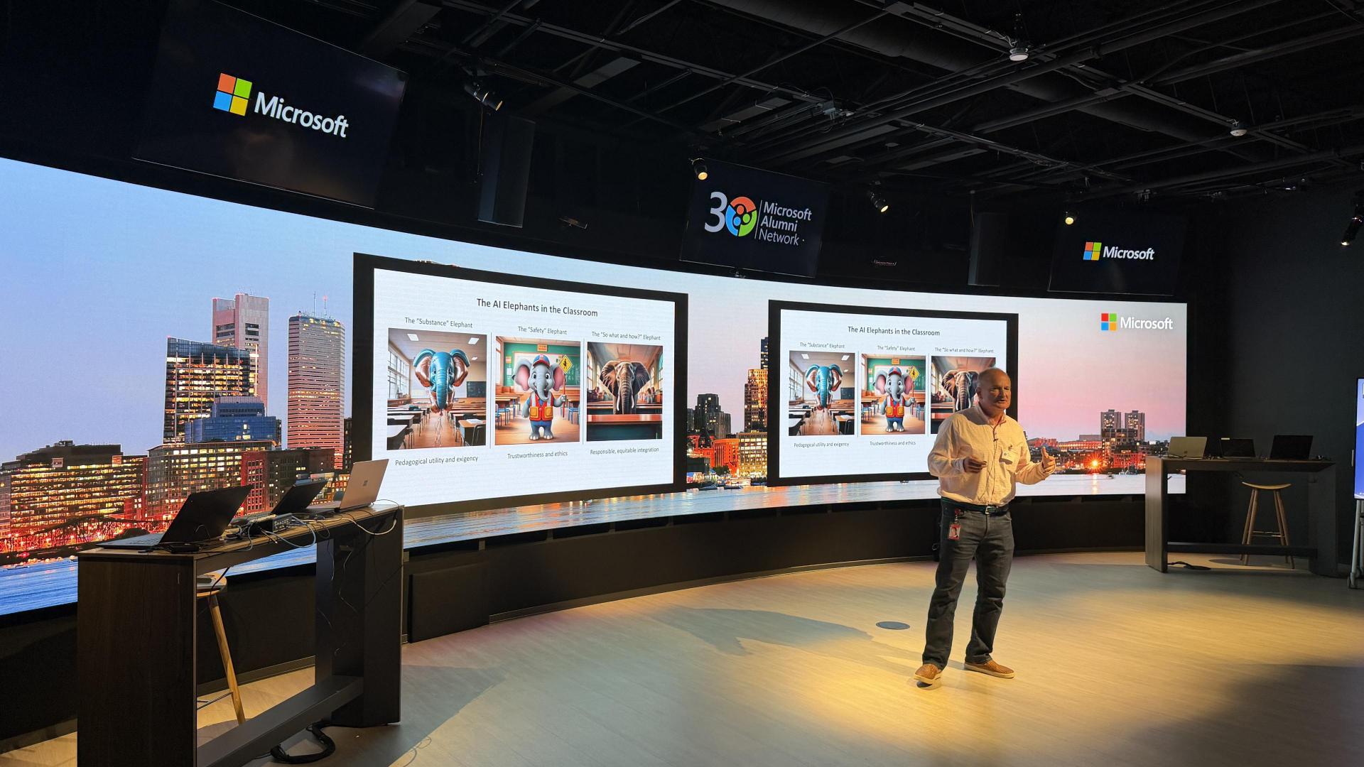 David M. Pearlman presenting on AI and leadership at Microsoft